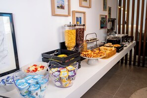 Dining - Apartamento Vista-mar (Ponta Delgada)