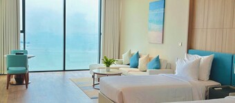 The Sea Halong Bay Managed By Class M