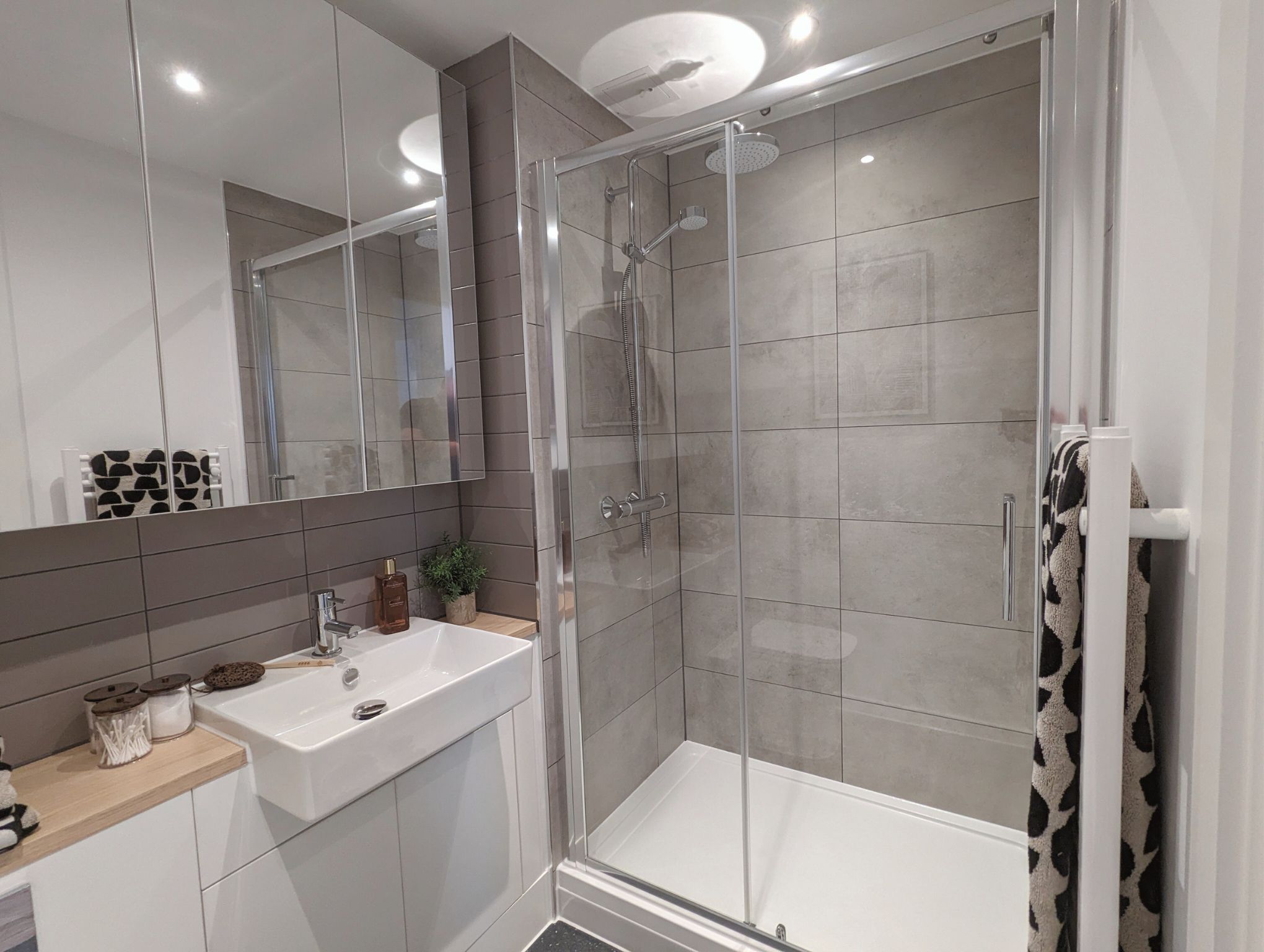 Apartment | Badezimmer
