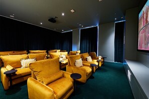 Lounge - Charles Hope Hove (Hove)