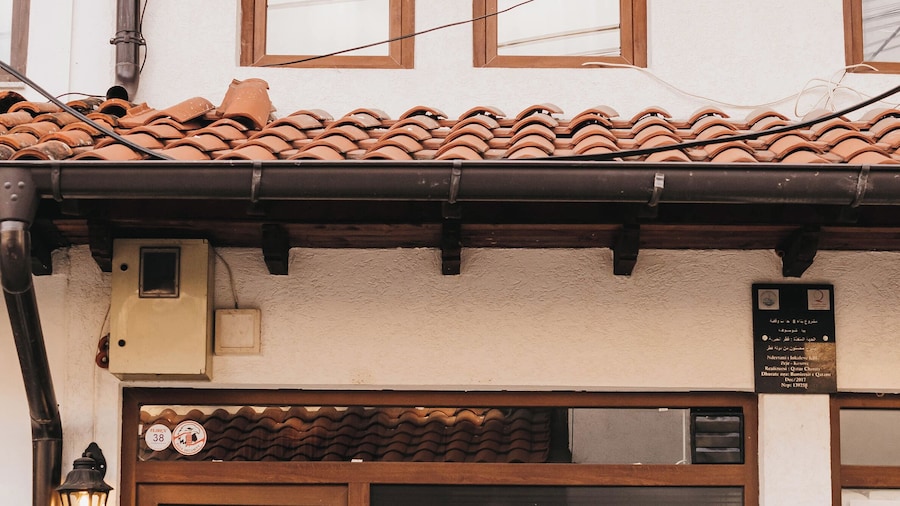 Plis Room - Old Bazaar