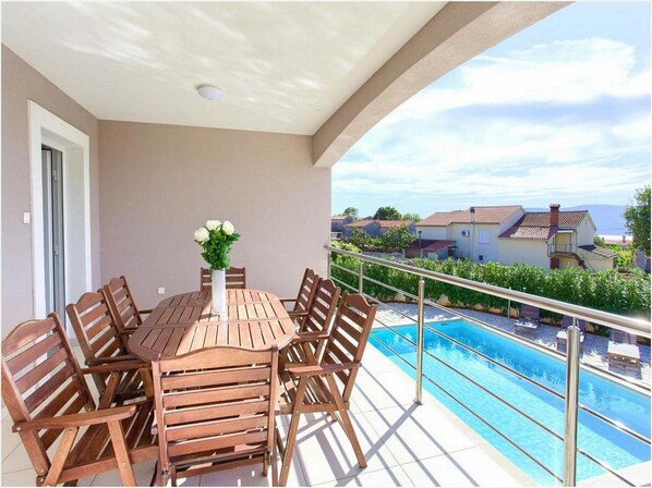 Villa (Four Bedroom Villa with Swimming Pool) | Exterior