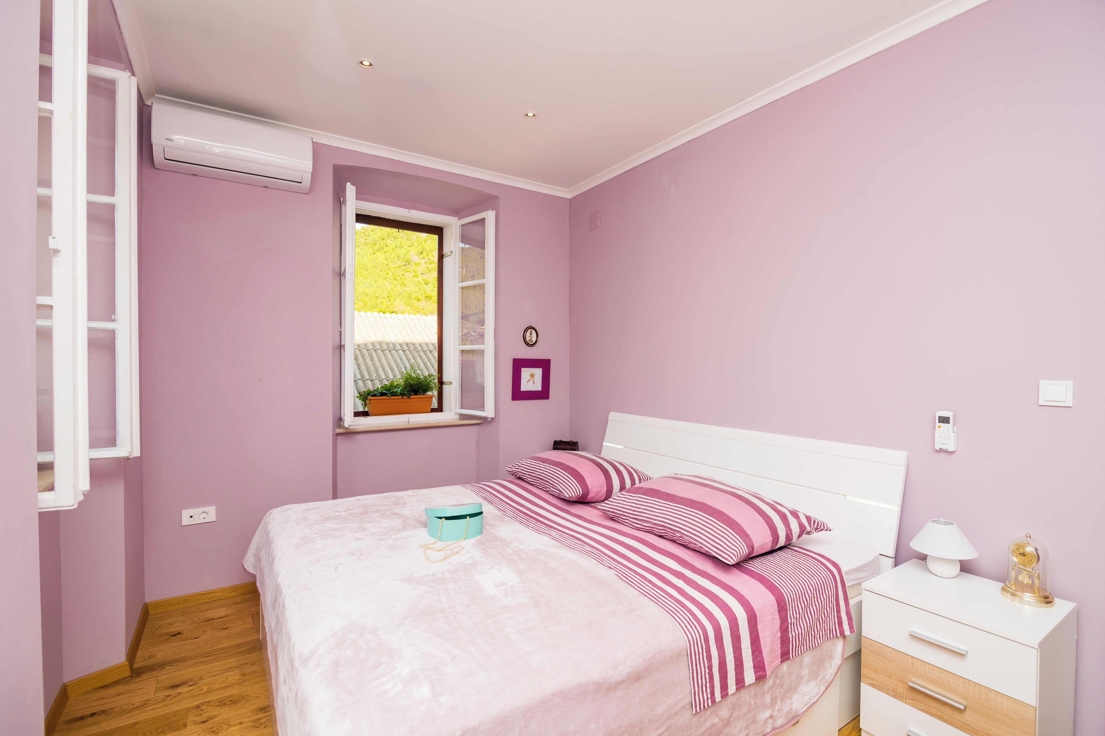 Villa (Three-Bedroom Villa with Terrace and )