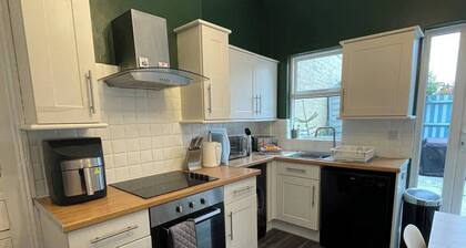 No. 2 High Street, Newent – characterful Victorian house