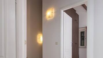 Apartment (Comfort Duplex Two Bedroom Apartment) | Interior detail