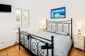 2 bedrooms, iron/ironing board, WiFi, bed sheets - Precioso Apartamento en Cadaques con Esplendidas Vistas AL MAR y Wifi (Cadaqués)