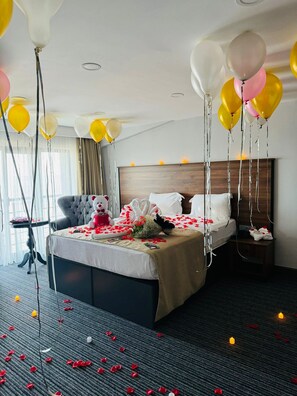 In-room safe, desk, laptop workspace, blackout drapes