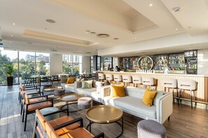 Căn hộ | Bar (trong khuôn viên)