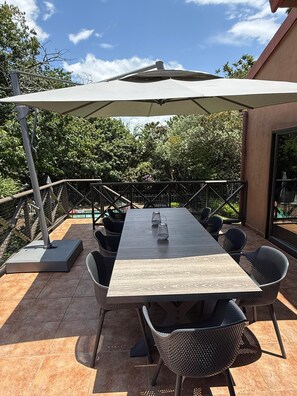 Villa Superior, 4 camere da letto, piscina privata, vista giardino | Terrazza/patio