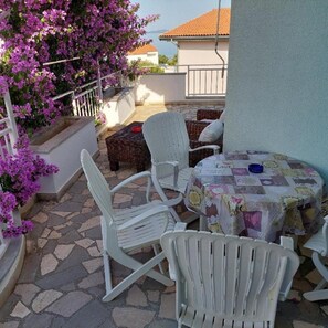 Apartment (Three Bedroom Apartment with Terrace) | Terrace/patio