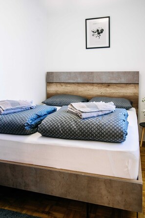 Apartment (Two Bedroom Apartment with City View) | 2 bedrooms, cribs/infant beds, free WiFi - Apartment Wanda (Dubrovnik)