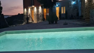 Casa (Three Bedroom Holiday Home with Swimm) | Alberca al aire libre