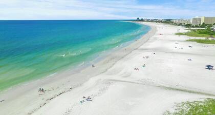 Sparkling Clean Villa at Vista Hermosa. Walk to Beach, Dining, Shopping & More 167