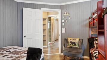 3 bedrooms, WiFi, bed sheets