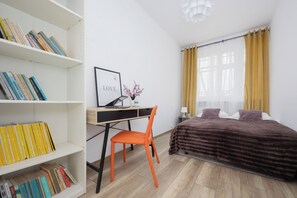 Apartment, 2 Bedrooms, Balcony - Apartment Near Airport Warsaw by Renters (Warsaw)