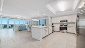 Private kitchen - New Complex!  BeachFront!  Lazy River/Slide!! (Orange Beach)