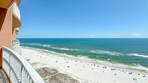 Beach - New Complex!  BeachFront!  Lazy River/Slide!! (Orange Beach)
