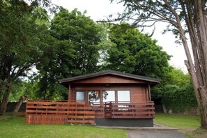 Apartment | Exterior - Immaculate 2-bed Apartment in Edinburgh (Edinburgh)