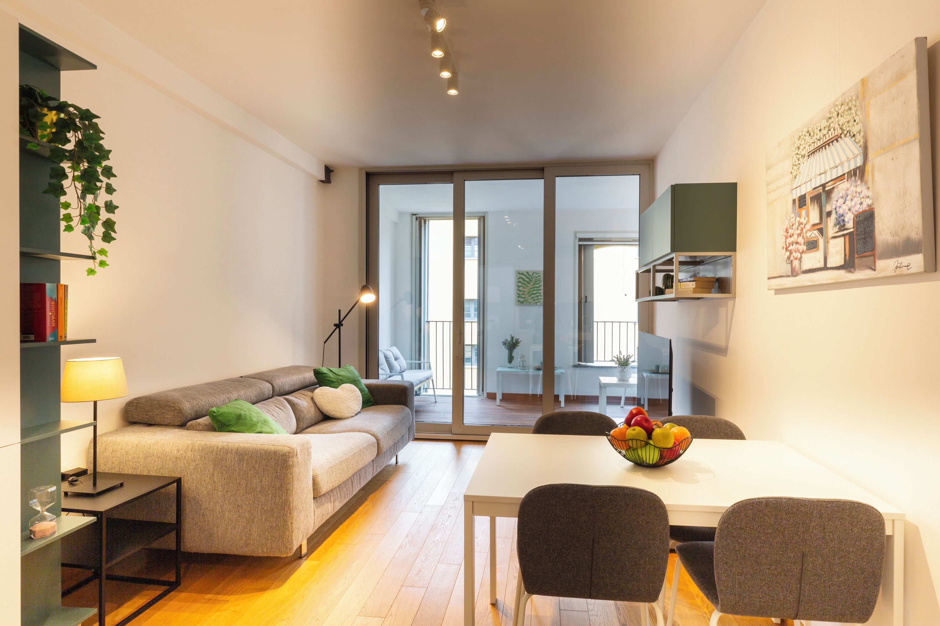 City Apartment | Living area