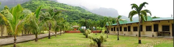 Fachada de la propiedad