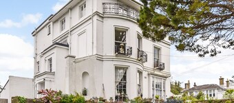Wrafton House, Apartment 4