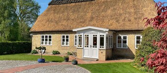 Nice home in Tolk with WiFi