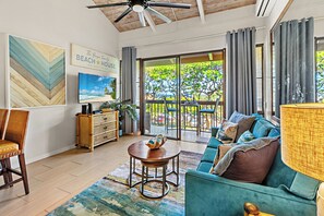 TV - Island comfort meets stylish coastal living (Kihei)