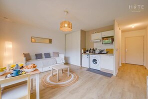 Interior - Jardins de Flore - Appartement Central (Mérignac)