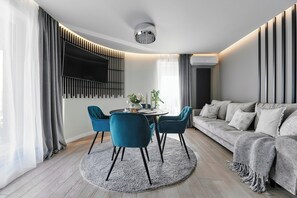 Apartment, 2 Bedrooms, 2 Bathrooms | Living room - Apartment Kraków by Renters Prestige (Kraków)