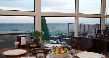 Edda Otel Suit