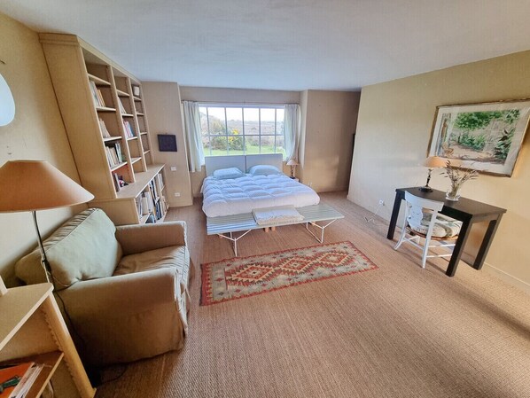 4 Schlafzimmer, Bügeleisen/Bügelbrett, kostenloses WLAN