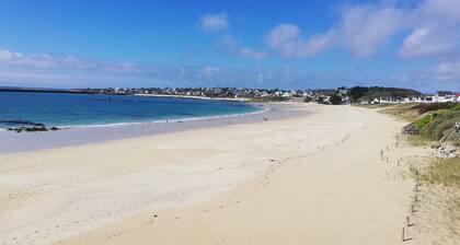 634-Beautiful Breton house-sea view-300m from the beach