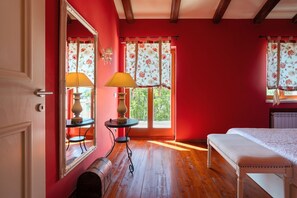 3 chambres, fer et planche Ă repasser, accĂšs au Wi-Fi (inclus)