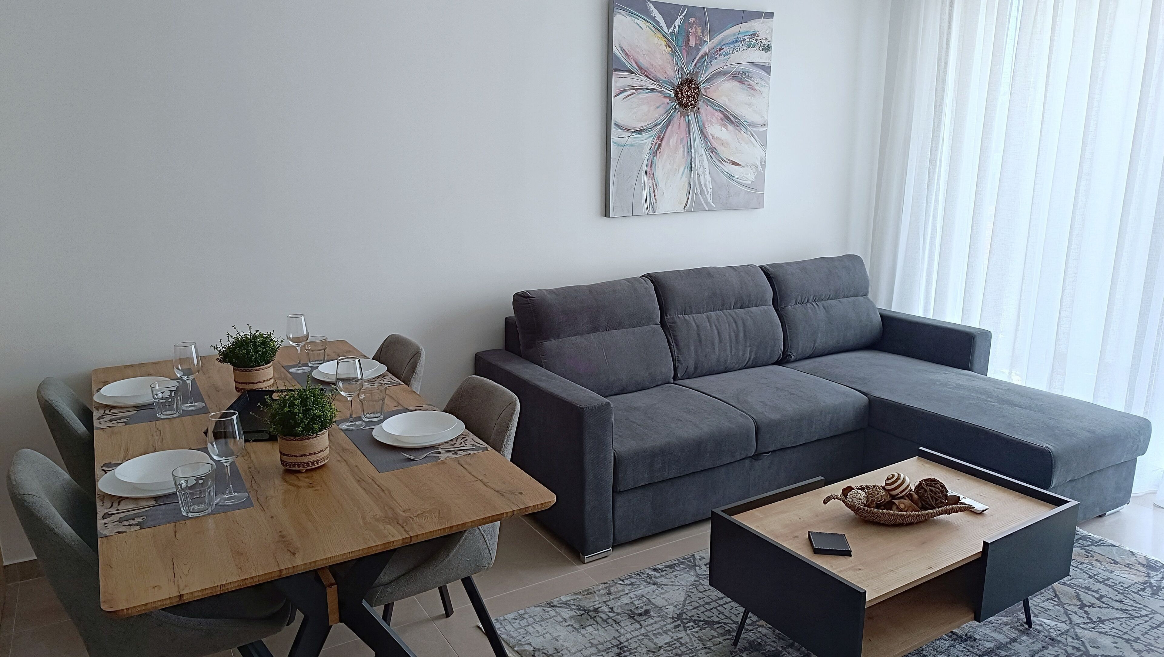 Luxury Apartment, 1 Bedroom | Living area | 42-inch Smart TV with digital channels