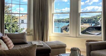 Iconic Landmark historic building in central Salcombe with views over Estuary