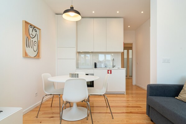 Dining - Arroios Concept Apartments by Homing (Lisbon)