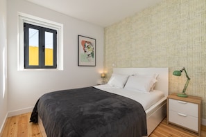 1 bedroom, bed sheets - Belem Design Apartments by Homing (Lisbon)