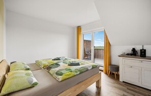 2 bedrooms, travel cot, free WiFi, bed sheets - Nice apartment in Ovelgönne with sauna (Ovelgönne)