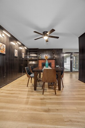 Dining - Charming Four Bedroom in Tulsa (Tulsa)