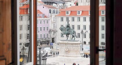 Downtown Vintage Suites by Homing