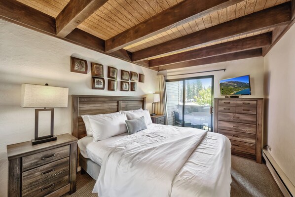 1 chambre, fer et planche à repasser, accès au Wi-Fi (inclus)