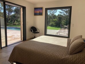 3 bedrooms, WiFi, bed sheets