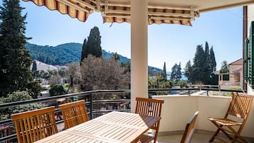 Departamento (Three Bedroom Apartment with Balcony) | Exterior