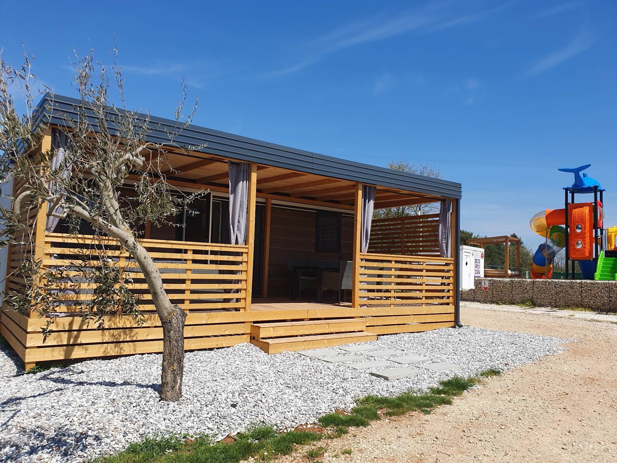 Mobile home (Mobile Homes Karlo & Dino - Two Bedro) | Udendørsområde