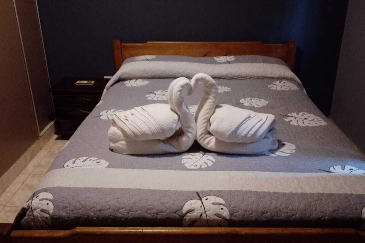 Appartamento familiare, 2 camere da letto, vista piscina, lato piscina | Una cassaforte in camera, con stile personalizzato