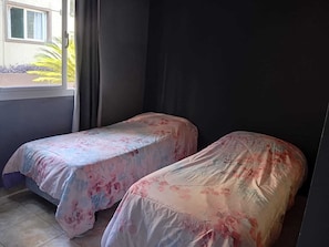 In-room safe, individually decorated, individually furnished - LAS PALMAS VILLAGE (Puerto Iguazú)