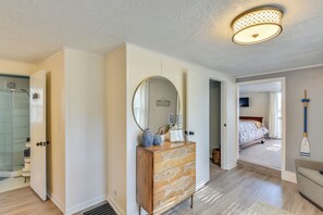 3 bedrooms, desk, laptop workspace, iron/ironing board - Rome City Lake House w/ Dock + Waterfront Views! (Rome City)