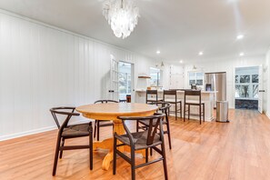Cottage (3 Bedrooms) | Nội thất