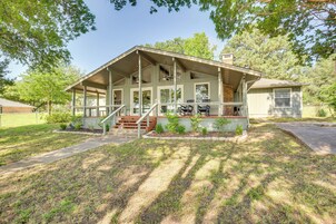 House (3 Bedrooms) | Front of property