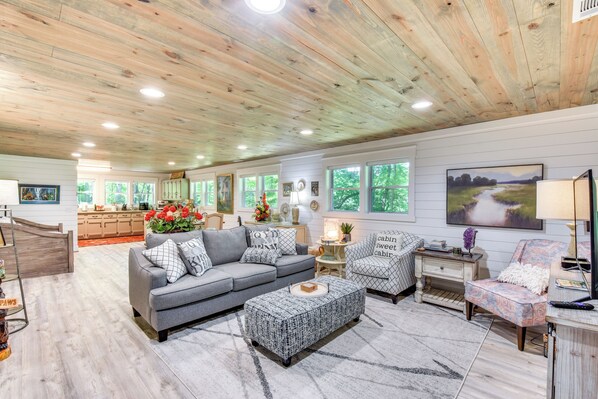 House (2 Bedrooms) | Interior - Mountain Escape w/ Gas Grill Near Lake Burton! (Clarkesville)